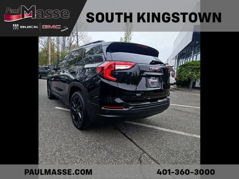 Used 2023 GMC Terrain SLE w/ Driver Convenience Package AWD/4WD image 5