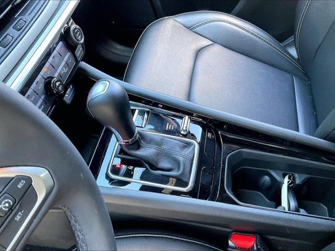 Certified 2025 Jeep Compass Limited AWD/4WD image 13