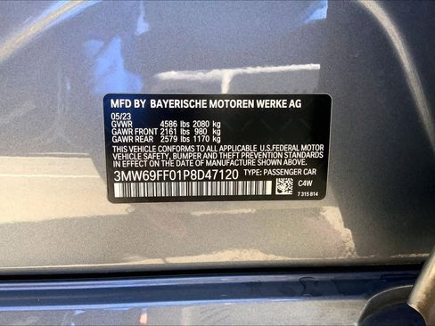 Certified 2023 BMW 330i Sedan image 36