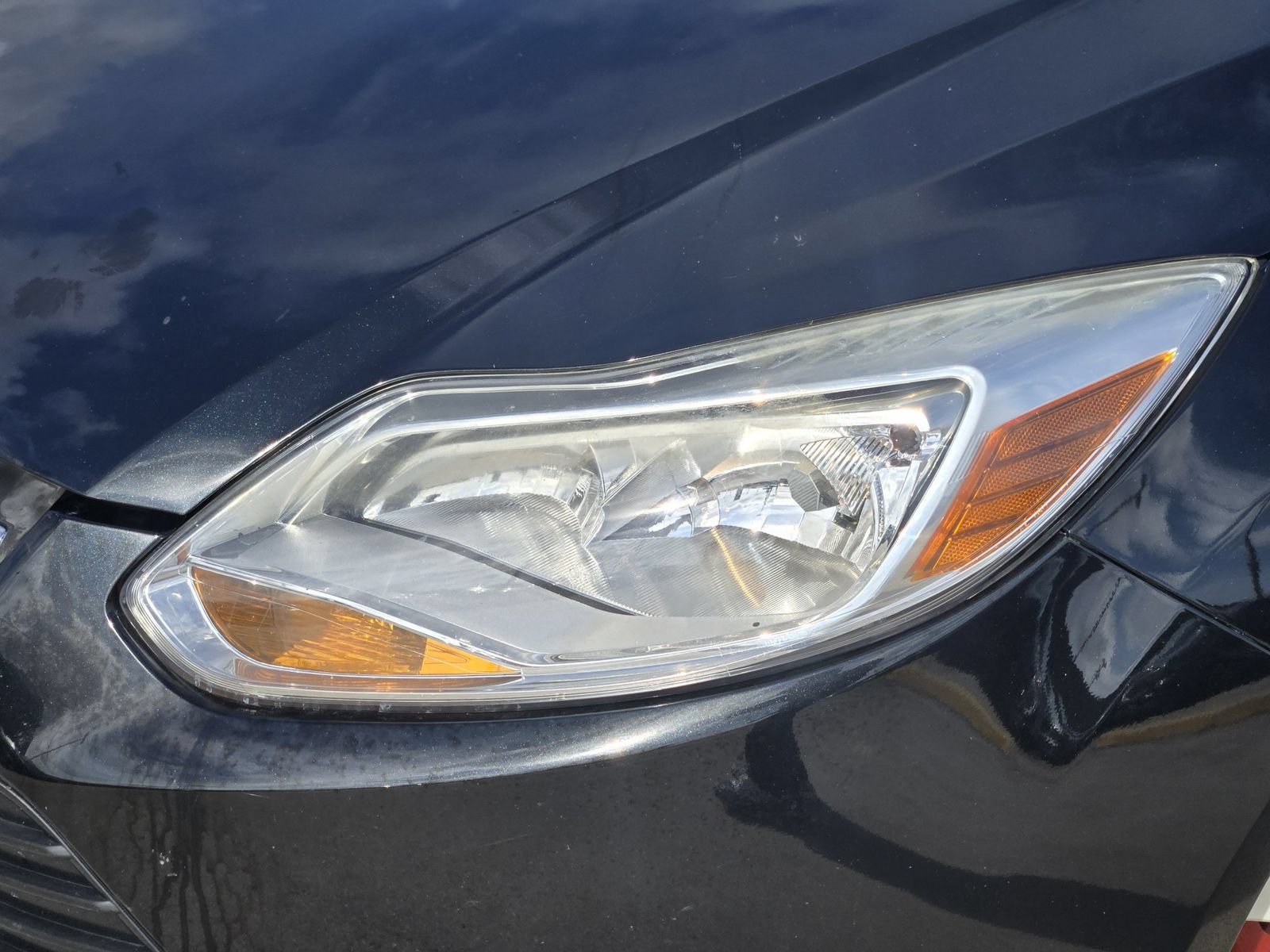 Used 2014 Ford Focus SE FWD image 9