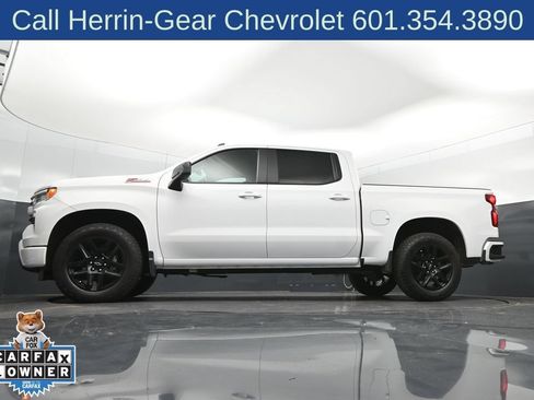 Used 2023 Chevrolet Silverado 1500 RST AWD/4WD image 33