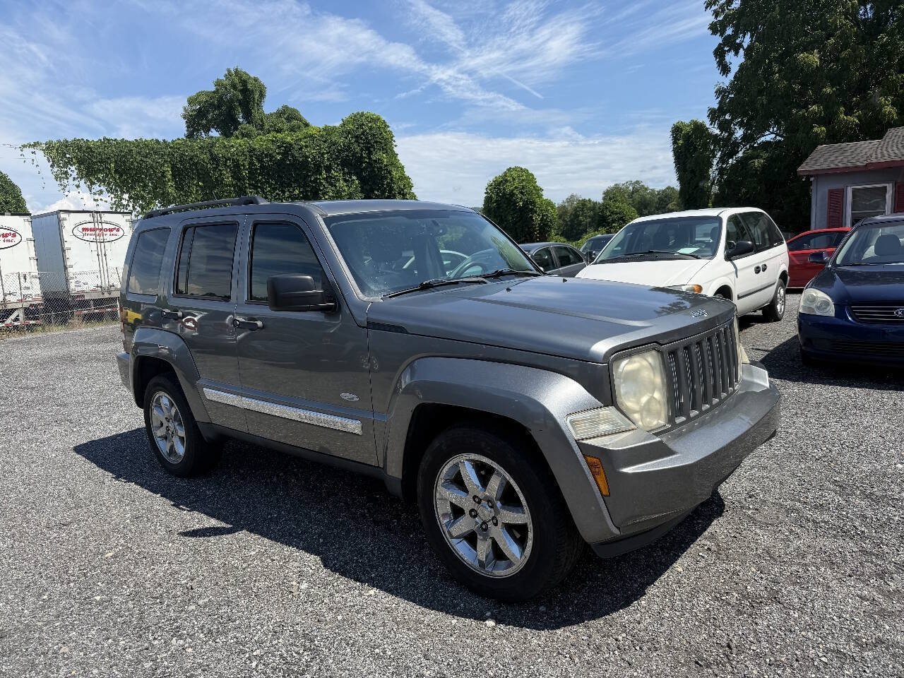 Used 2012 Jeep Liberty Sport AWD/4WD image 11