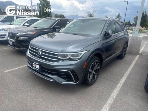Used 2022 Volkswagen Tiguan SEL R-Line AWD/4WD image 1