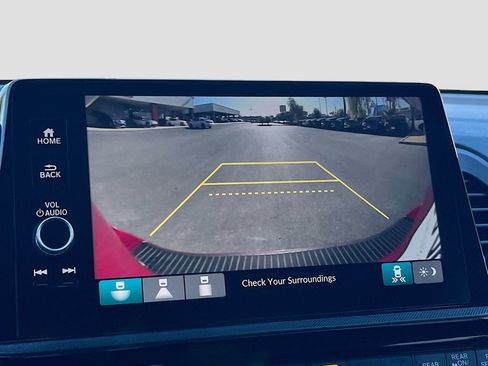 Used 2025 Honda Odyssey Sport-L image 13