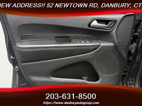 Used 2021 Dodge Durango SXT AWD/4WD image 11