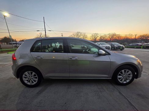 Used 2015 Volkswagen Golf S FWD image 13