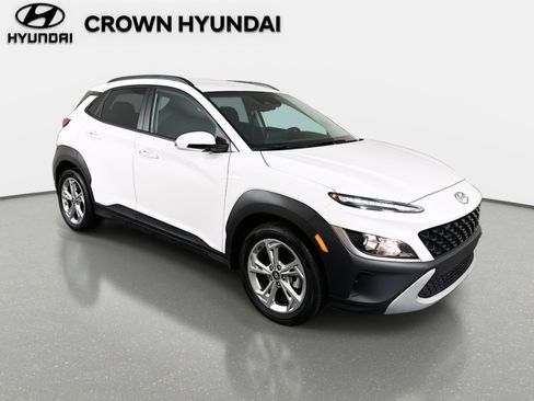 Certified 2022 Hyundai Kona SEL w/ Cargo Package image 3