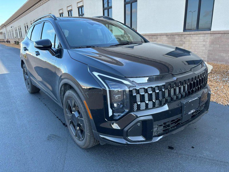 Used 2026 Kia Sportage X-Line w/ X-Line Premium Package AWD/4WD image 2