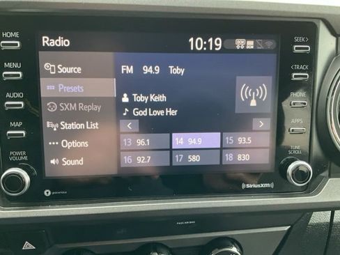 Used 2020 Toyota Tacoma TRD Off-Road image 13