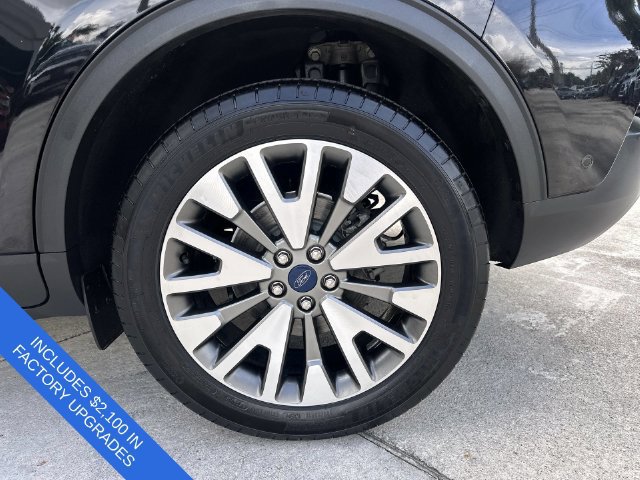 Used 2021 Ford Escape Titanium w/ Class II Trailer Tow Package AWD/4WD image 11