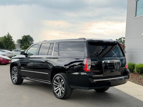 Used 2019 GMC Yukon XL Denali w/ Denali Ultimate Package RWD image 13