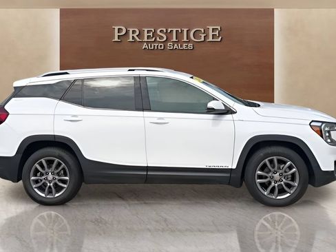 Used 2023 GMC Terrain SLT FWD image 21