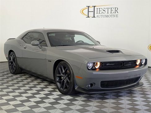 Used 2023 Dodge Challenger R/T w/ Plus Package image 2