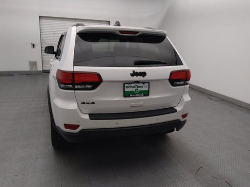 Used 2021 Jeep Grand Cherokee Freedom Edition AWD/4WD image 6