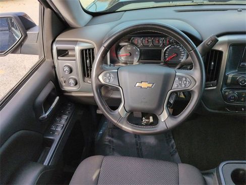 Used 2018 Chevrolet Silverado 1500 LT w/ All Star Edition image 15