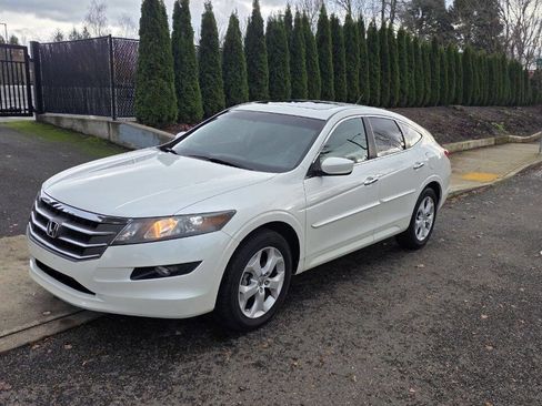 Used 2012 Honda Crosstour EX-L image 1