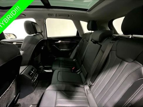 Used 2025 Audi Q5 e Premium Plus w/ Premium Plus Package AWD/4WD image 17