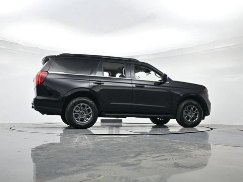 Certified 2025 Ford Expedition Active RWD image 31