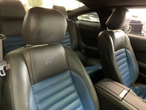 Used 2012 Ford Mustang GT w/ Security Pkg RWD image 13