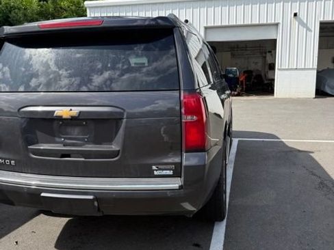 Used 2018 Chevrolet Tahoe Premier AWD/4WD image 10