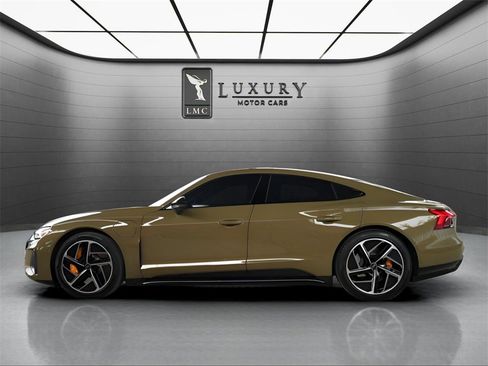 Used 2024 Audi RS e-tron GT image 4