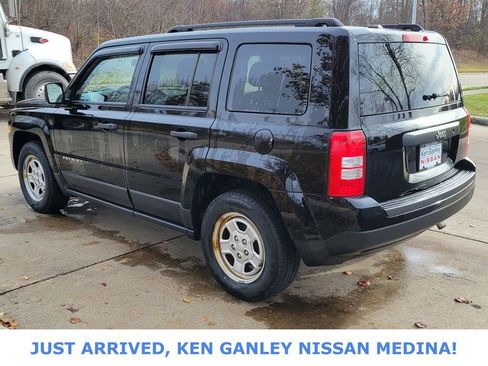 Used 2016 Jeep Patriot Sport image 5