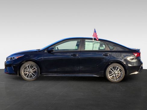 Used 2024 Kia Forte GT-Line w/ GT-Line Premium Package image 7