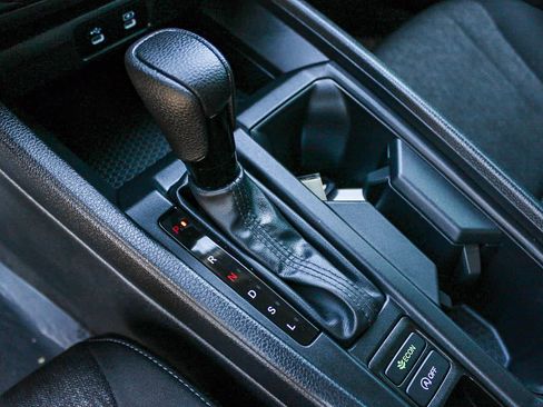 Certified 2025 Honda Accord SE image 19