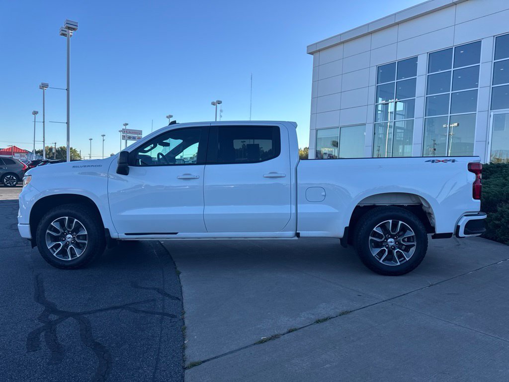 Used 2025 Chevrolet Silverado 1500 RST w/ Convenience Package II AWD/4WD image 8