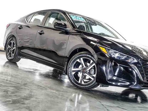 Used 2024 Nissan Sentra SV w/ All-Weather Package FWD image 4