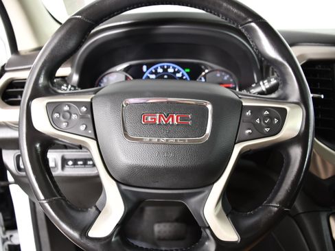 Used 2021 GMC Acadia Denali w/ Denali Ultimate Package AWD/4WD image 19
