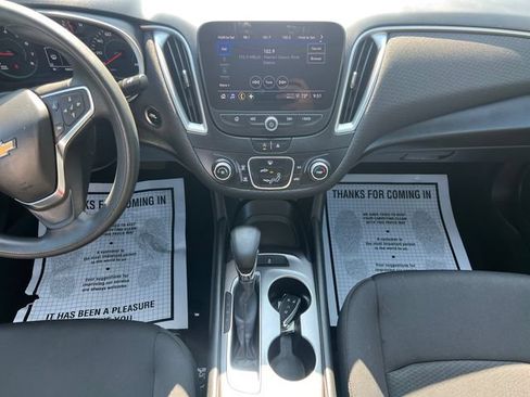 Used 2021 Chevrolet Malibu LS FWD image 11