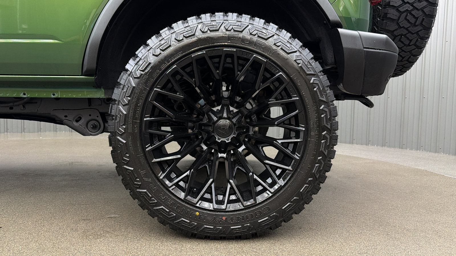 Used 2024 Ford Bronco Black Diamond AWD/4WD image 12
