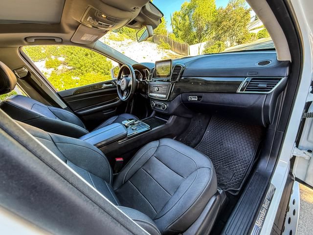 Used 2016 Mercedes-Benz GLE 400 4MATIC image 11
