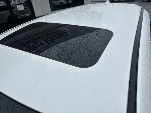 Used 2023 MAZDA CX-9 Touring image 12