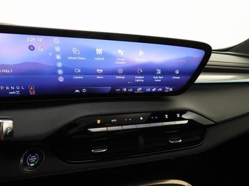 Certified 2025 Buick Enclave Avenir w/ Super Cruise Package image 17