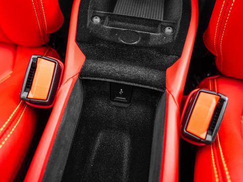 Used 2018 Ferrari 488 Spider RWD image 30