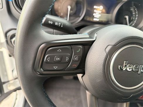 Used 2024 Jeep Wrangler Unlimited Rubicon 4xe image 16