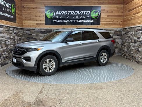 Used 2020 Ford Explorer XLT w/ Comfort Package AWD/4WD image 5