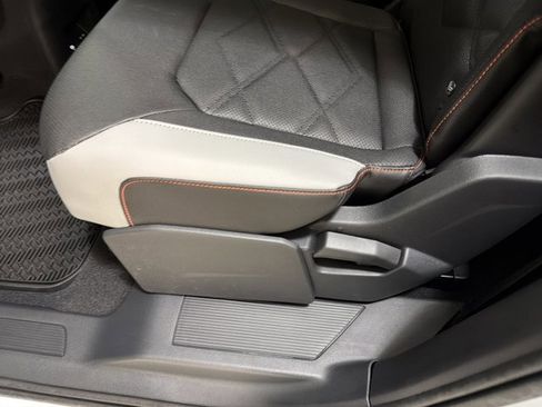 New 2026 Volkswagen Atlas Peak Edition AWD/4WD image 23