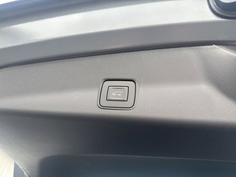 New 2026 Chevrolet TrailBlazer RS w/ Convenience Package AWD/4WD image 17
