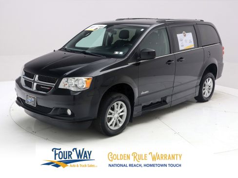 Used 2019 Dodge Grand Caravan SXT FWD image 9