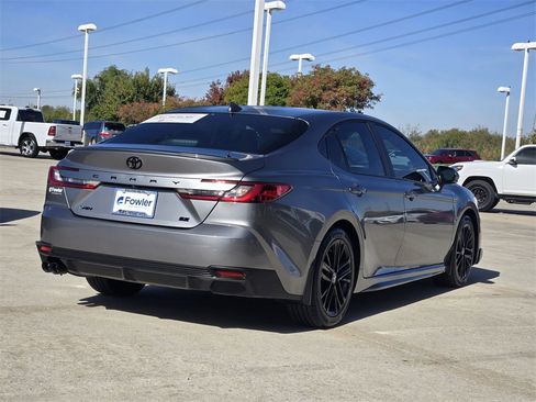 Certified 2025 Toyota Camry SE image 7