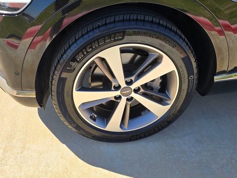 Used 2021 Genesis GV80 2.5T w/ Advanced Package 02 image 9