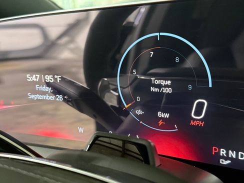 New 2026 Cadillac Lyriq V image 17