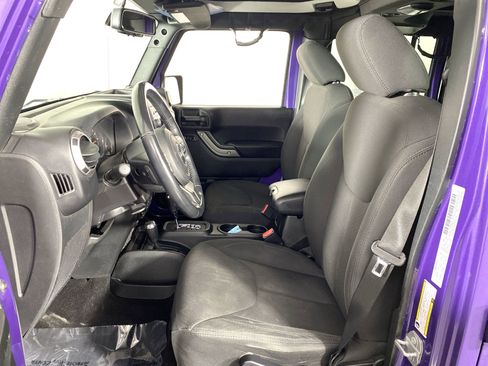 Used 2018 Jeep Wrangler Unlimited Sport S image 14