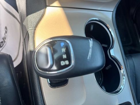 Used 2015 Jeep Grand Cherokee Limited w/ Trailer Tow Group IV RWD image 18