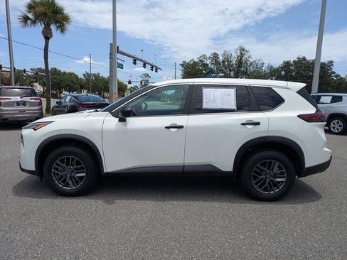 Certified 2024 Nissan Rogue S FWD image 7