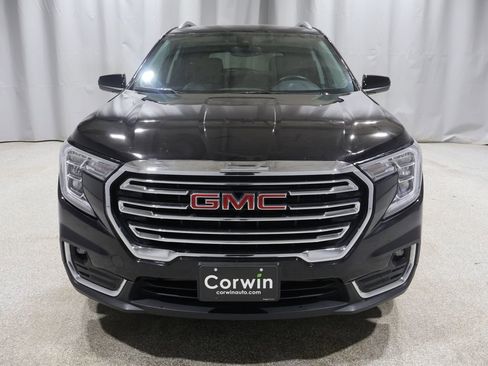 Used 2024 GMC Terrain SLT AWD/4WD image 7