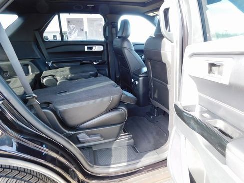 Used 2022 Ford Explorer ST w/ Equipment Group 401A image 31